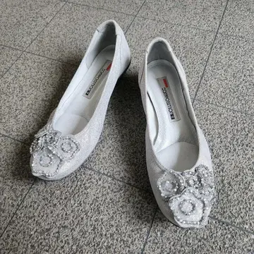 컨디션 최상 composition9 웨지솔 돌 장식 실버 그레이 22cm