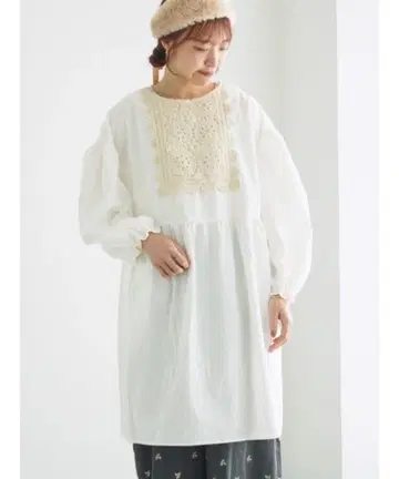 Samansa Mos2 WEB 한정판 가슴 레이스 부착 튜닉