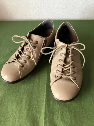 [ 23.5cm ] 건강 스니커즈 (EEE)