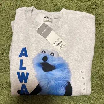 퍼펫 스 GU 맨투맨 M