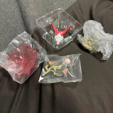 포켓몬 젬스톤 컬렉션 | 라티아스 빛나는 신비의 기적