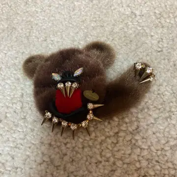 Demodee 곰 모양 브로치