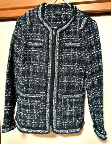 노카라 자켓 블랙과 화이트 트위드 미사용에 가까운 컨디션 최상입니다