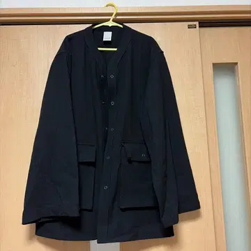 Casper John 노카라 자켓 블랙