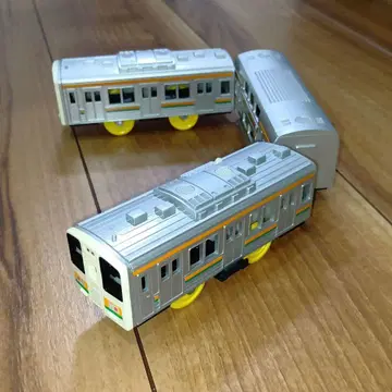 프라레일 211계 근교 기차