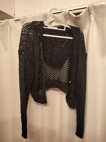 후드 부착 블랙 메쉬 가디건