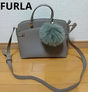 퍼 참 부착 FURLA 2WAY 핸드백 숄더 아가타, 그레이