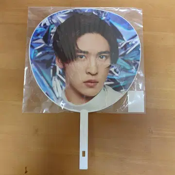 Snow Man 부채 메구로 렌