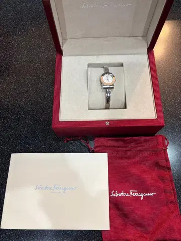 Salvatore Ferragamo 아날로그 손목시계