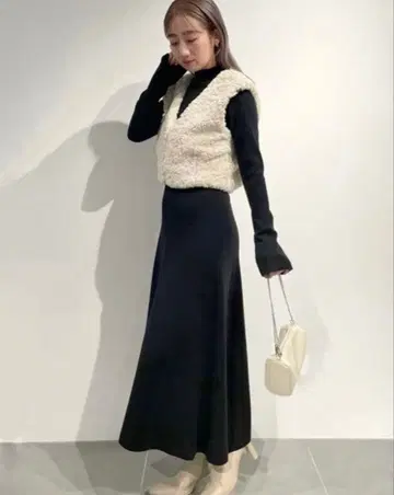 SNIDEL 퍼 베스트 세트 니트 원피스