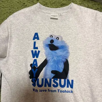 GU 퍼펫 스 그레이 맨투맨 S 사이즈