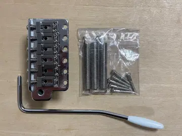 펜더 재팬 싱크로나이즈드 트레몰로