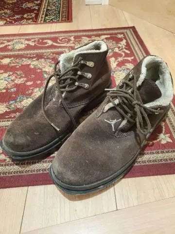 조던 브라운 스웨이드 부츠