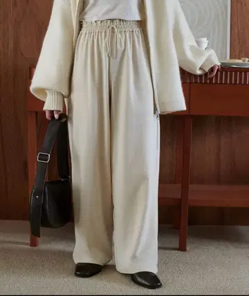아이보리 와이드 팬츠 PS 사이즈