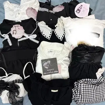 택 포함! 지뢰계 블랙 x 화이트 의류 11벌 묶음 판매