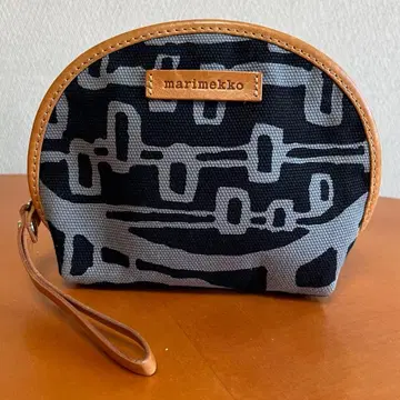 [ 컨디션 최상 ] marimekko 라운드 파우치