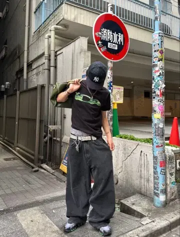 ida sply 카모플라쥬 t셔츠 초레어 tig 엔도 모리 착용