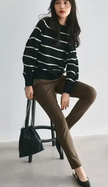 UNFILO beauty warm 슬림핏 팬츠 M 사이즈