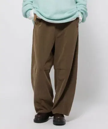 niko and - 샴브레이 크슈바렐 팬츠