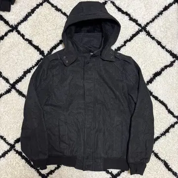 다크 그레이 캐주얼 자켓 후드 부착