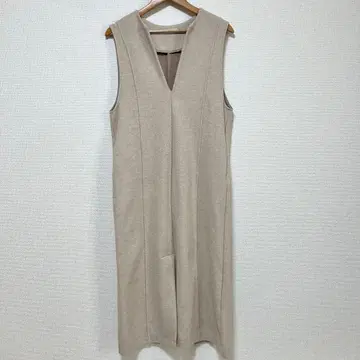 capricieux le'mage 스트레치 멜톤 V넥 원피스