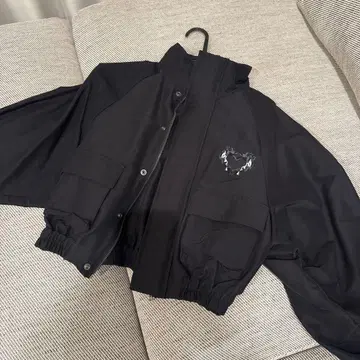 MELT THE LADY 블랙 집업 자켓