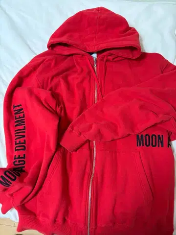 문에이지 데빌먼트 후드티 키요하루 쿠로무