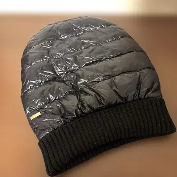 Herno 블랙 다운 비니