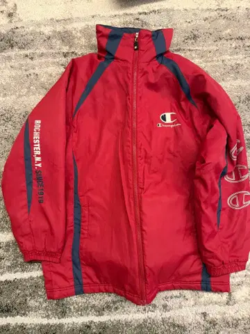 Champion 레드 자켓