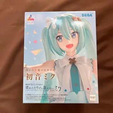 부서진 세계와 노래할 수 없는 미쿠 열린 창의 세계의 하츠네 미쿠 피규어