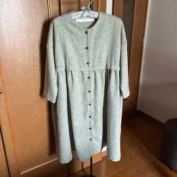 연두색 롱 코트 원피스 봄/가을