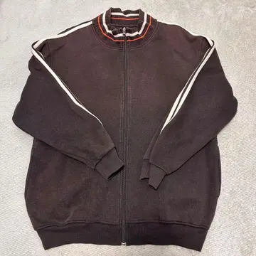 다크 브라운 집업 자켓 오버 사이즈