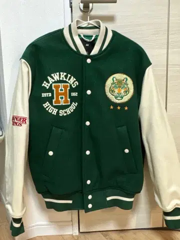 미사용 새상품 H&M 에이치앤엠 기묘한 이야기 바시티 자켓