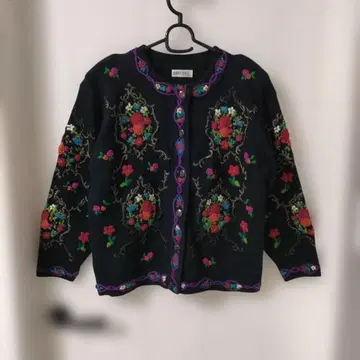 HAND KNIT 꽃무늬 자수 가디건 긴팔