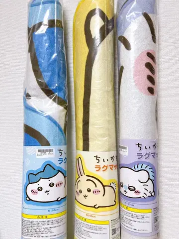 치이카와 러그 매트 ~누워있는~ 하치와레 토끼 모몽가