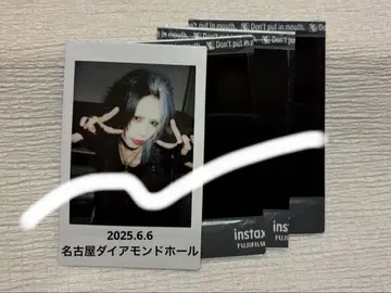 0.1g의 오산 미도리카와 유우 씨 폴라로이드