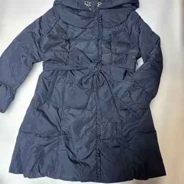 미사용 앤드러브 마드모아젤 로얄 다운 코트 네이비