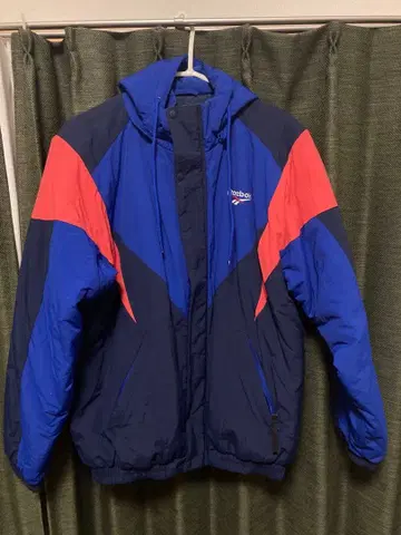 리복 다운 자켓 L 사이즈