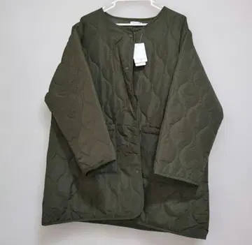 새상품 퀼팅 자켓 퀼팅 코트 카키 4L