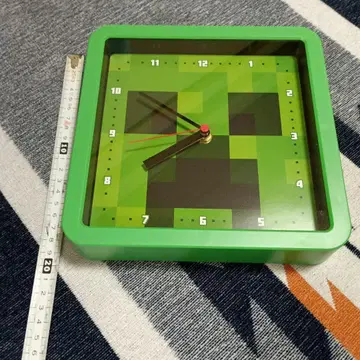 마인크래프트 시계 그린 컬러 크리퍼