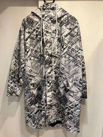 KMRii 케무리 모즈 코트