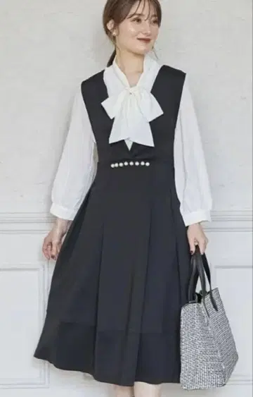 토코 클로젯 원피스 블랙 펄 오버롤 스커트