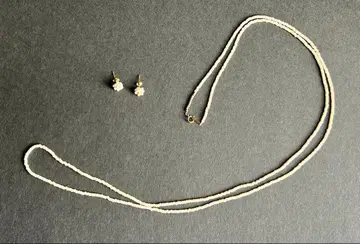 niki.du.poulain의 귀걸이와 목걸이 세트