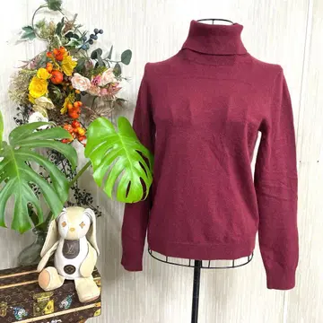 UNIQLO 캐시미어 100% 버건디 터틀넥 스웨터 여성용 M