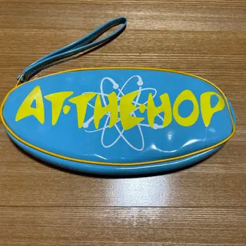 AT THE HOP 파우치