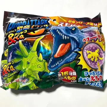 봉투에 구멍이 2곳 있습니다. 티라노사우루스 공룡 어택&co.