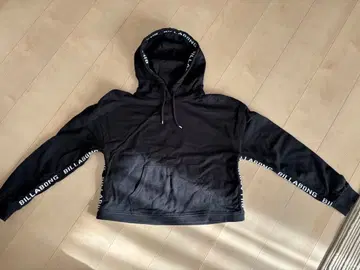 빌라봉 블랙 크롭 후드티