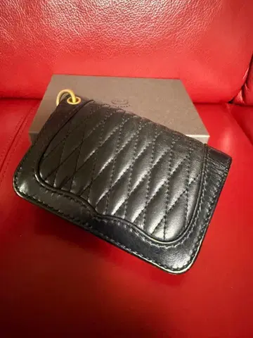 Backdrop Leathers 미들 지갑