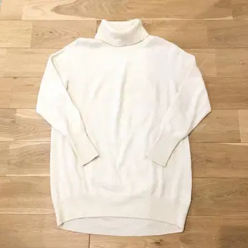 유니클로 UNIQLO 캐시미어 100% 터틀넥 스웨터 니트 M
