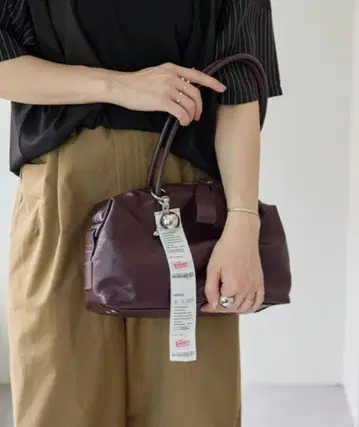 새상품급 이아파피요네 롱 핸들 보스턴 백 버건디